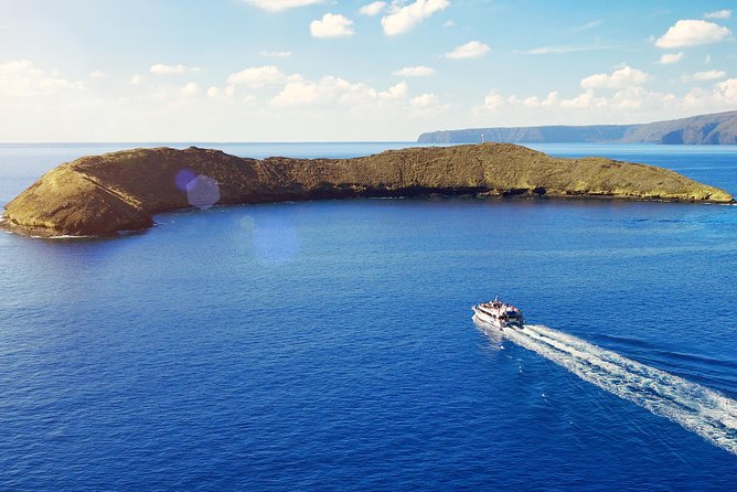 Maui: Molokini and Turtle Town Snorkeling aboard Pride of Maui - A boat that helps beginners feel secure