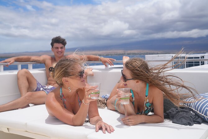 Maui: Molokini and Turtles Luxury Yacht Snorkel - How weather can change the entire day