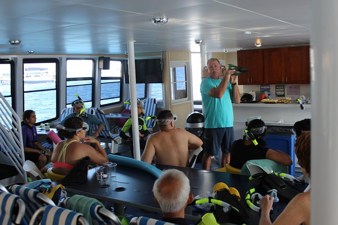 Maui Snorkeling Adventure From Ma'alaea Harbor to Molokini - Food and drinks make the long morning easier