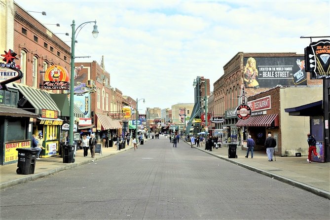Memphis City Tour with Optional Riverboat Cruise & Sun Studio Add-On Options - What the mini-coach format is really like