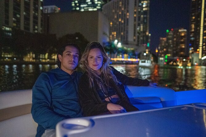 Miami: 2 Hour Private Yacht Cruise - What comes with the boat