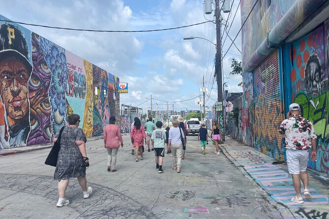 Miami All-In-One: City Sightseeing & water taxi experience - Little Havana is the heart of the day
