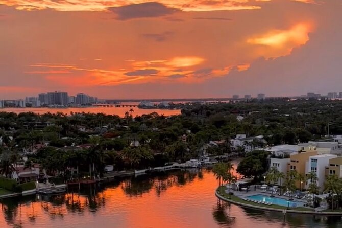 Miami Boat Tour –Day and Night Cruises with Champagne - Daytime, sunset, or night: choosing your departure