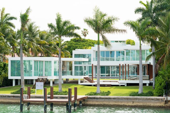 Miami Boat Tour of Celebrity Homes - Key points at a glance