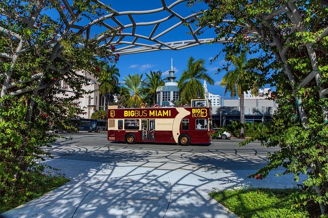 Miami: Hop-on Hop-off Tour + Cruise & Free 1-Hour Bike Rental - What the bus is really like in Miami heat