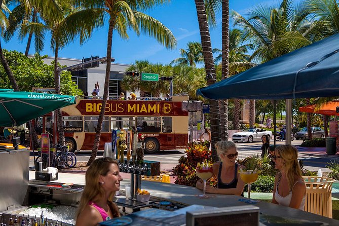 Miami: Hop-on Hop-off Tour + Cruise & Free 1-Hour Bike Rental - Commentary, app, and ticket details