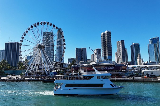Miami Millionaires Sightseeing Cruise - Downtown Miami from Biscayne Bay