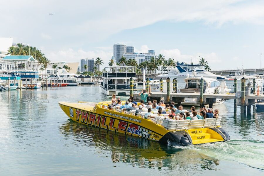 Miami: Sightseeing Speedboat Tour - The open-water speed run
