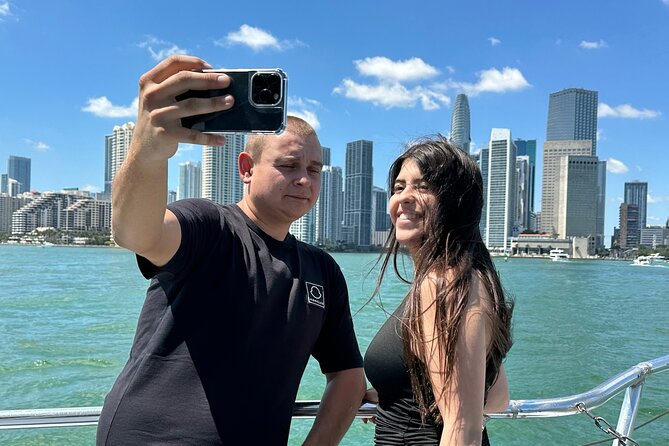 Miami Skyline Boat Cruise Past Millionaire's Homes Optional Stop - The best way to choose your departure