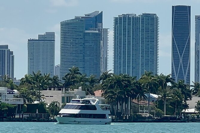 Miami Skyline Boat Cruise Past Millionaire's Homes Optional Stop - Venetian, Sunset, and Star islands from the boat