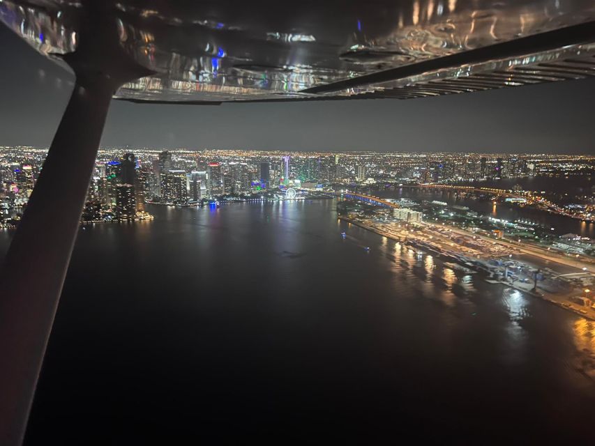 Miami: South Beach Private 35-Minute Guided Flight Tour - Live narration adds more than a pretty view