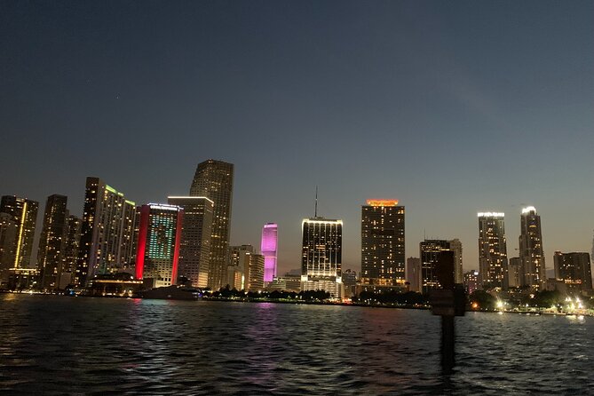 Miami Sunset and City Lights Cocktail Cruise - Music, crew, and the right kind of atmosphere
