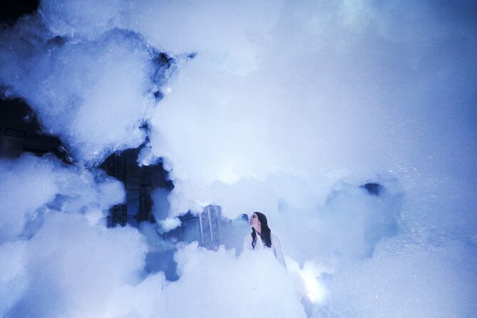 Miami: 'Superblue Miami' Immersive Art Experience Ticket - Start with the mirror maze