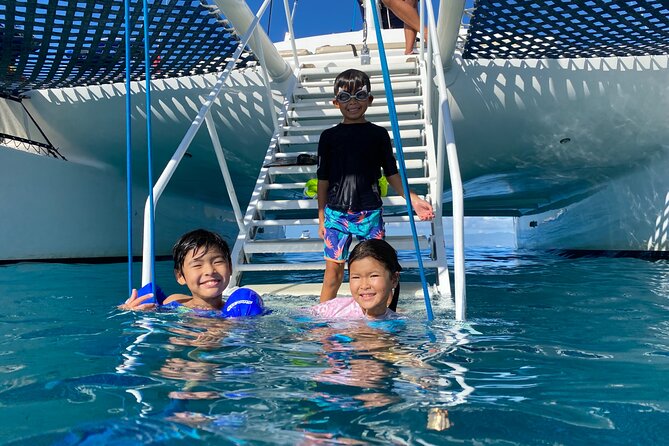 Moana’s Waikīkī Grand Guided Turtle Snorkel & Sailing Adventure - Sailing back with a first drink included