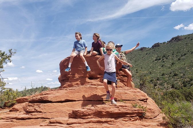 Mogollon Rim Run Supreme Jeep Tour from Sedona - Snoopy Rock and the red-rock views below