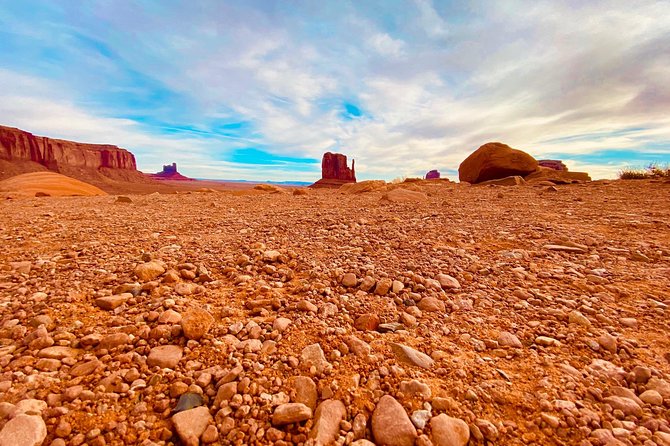 Monument Valley Backcountry Tour - Stop 6: Totem Pole Monument