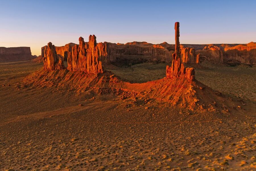 Monument Valley: Sunset Tour with Navajo Guide - Moccasin Arch and Sun’s Eye