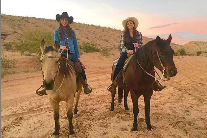Morning Horseback Ride with Breakfast from Las Vegas - A quiet, single-file ride through the desert