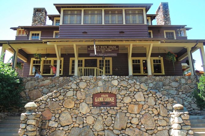 Mount Rushmore and Black Hills Tour with Two Meals and a Music Variety Show - Crazy Horse Memorial and a work still in progress