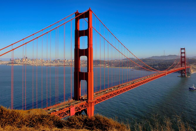 Muir Woods and Sausalito Small-Group Tour - Vista Point: ten minutes for the classic photograph