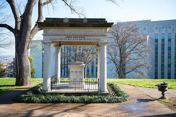 "Murder in Music City" Night-Time Ghost Walking Tour of Nashville - The Maxwell House Hotel and the final grim tale