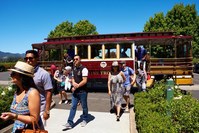Napa Valley Wine Trolley Classic Tour - What $135 buys, and what it does not
