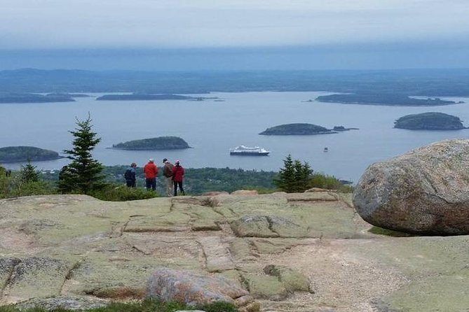 Narrated Bus Tour of Bar Harbor and Acadia National Park - A useful first look at Acadia in 2.5 hours