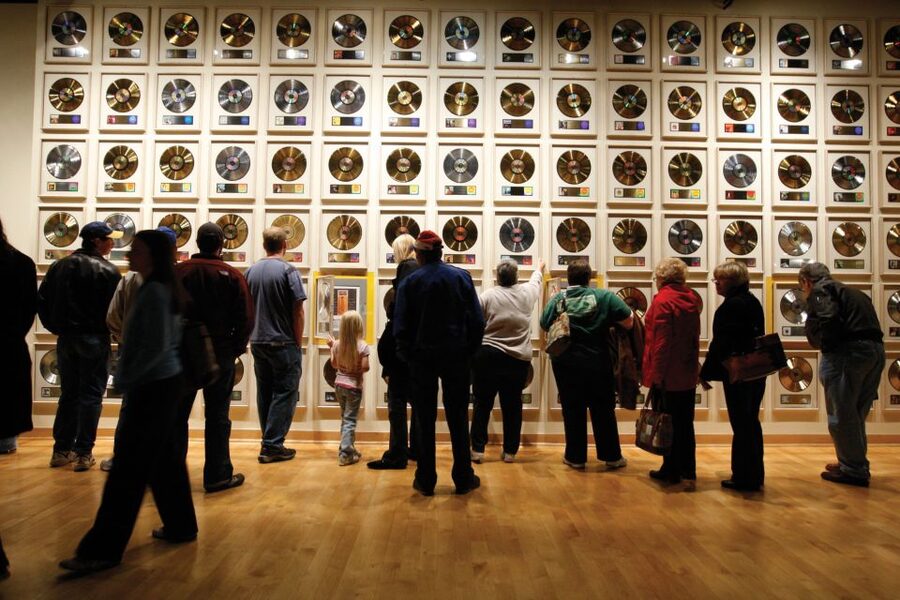 Nashville: Country Music Hall of Fame and Museum - From rural roots to modern country music