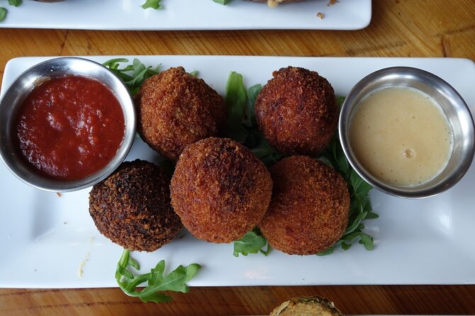 Nashville: Food Tour with 5+ Tastings of Local Delicacies - Key points to know before you book