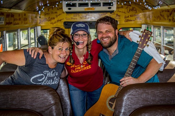 Nashville Rollin Jamboree Comedy & Country Music Sing-Along Tour - This is a comedy show on wheels, not a quiet city tour