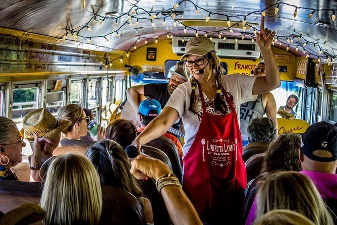 Nashville Rollin Jamboree Comedy & Country Music Sing-Along Tour - Music Row brings Nashville’s working music identity into view