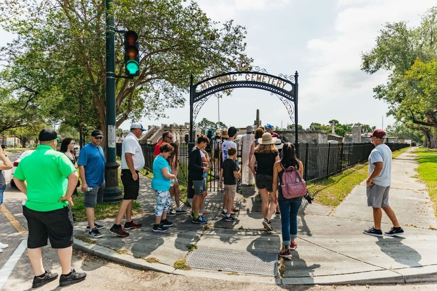New Orleans: Cemetery Tour - Heat, rain, and the practical side of the walk