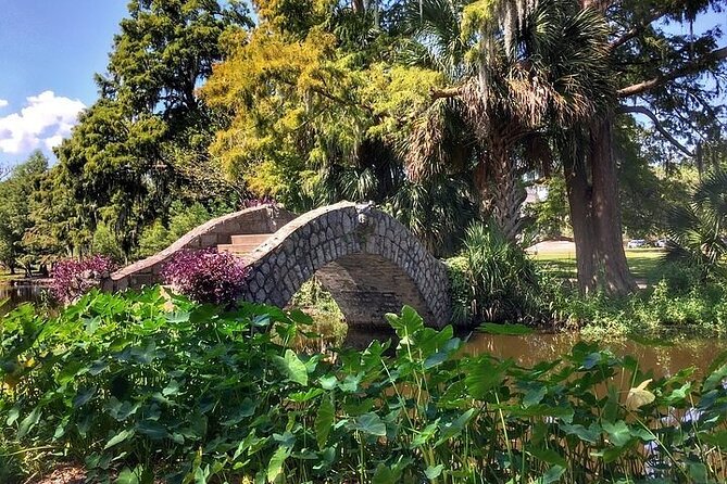 New Orleans City and Cemetery Tour with Garden District Stroll - Lake Pontchartrain and the long view north