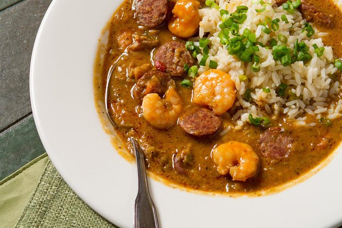 New Orleans Cocktail and Food History Tour - Pepper Palace brings the Cajun heat
