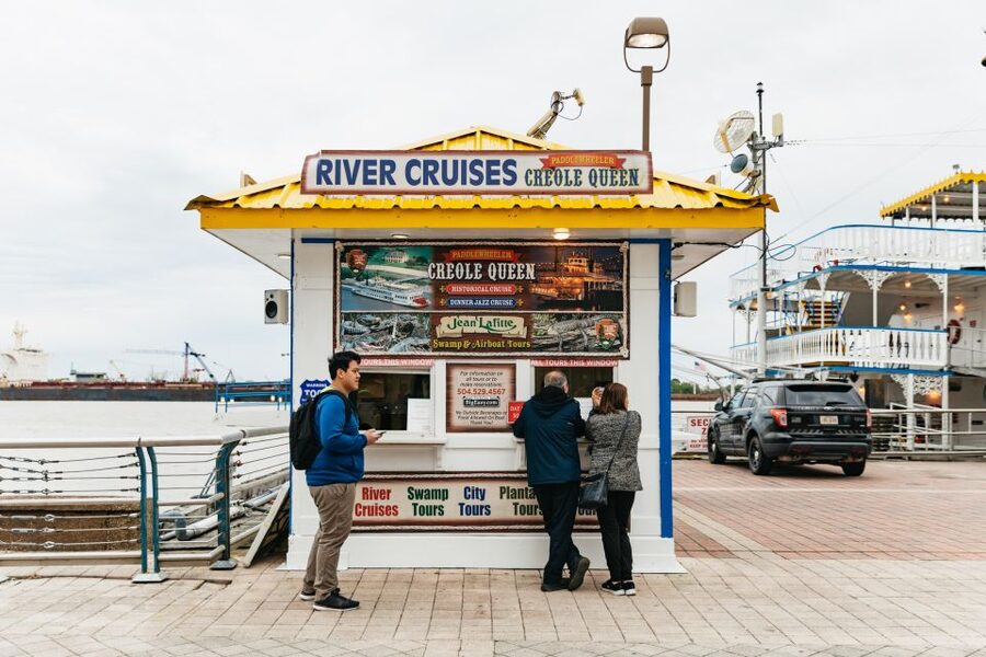 New Orleans: Evening Jazz Boat Cruise with Optional Dinner - Choosing between the cruise-only and dinner options