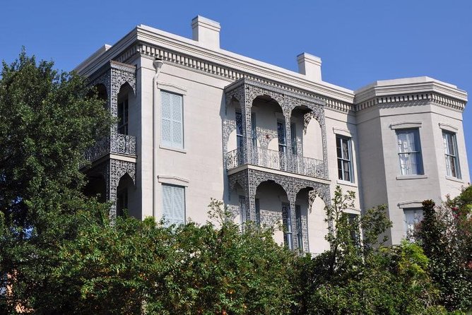New Orleans French Quarter and More Carriage Ride - Starting at 700 Decatur Street