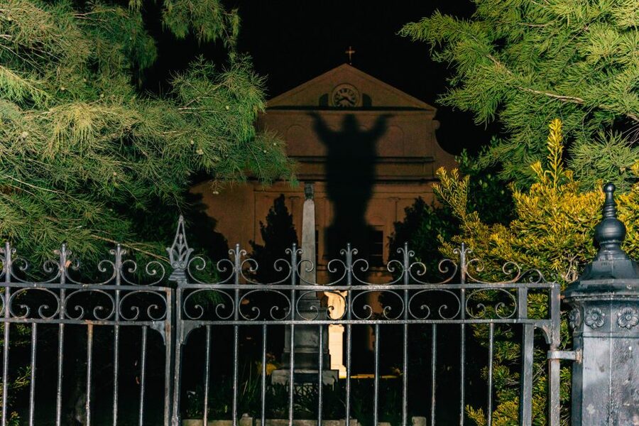 New Orleans: French Quarter Ghost Tour with Interior Visit - Key points at a glance