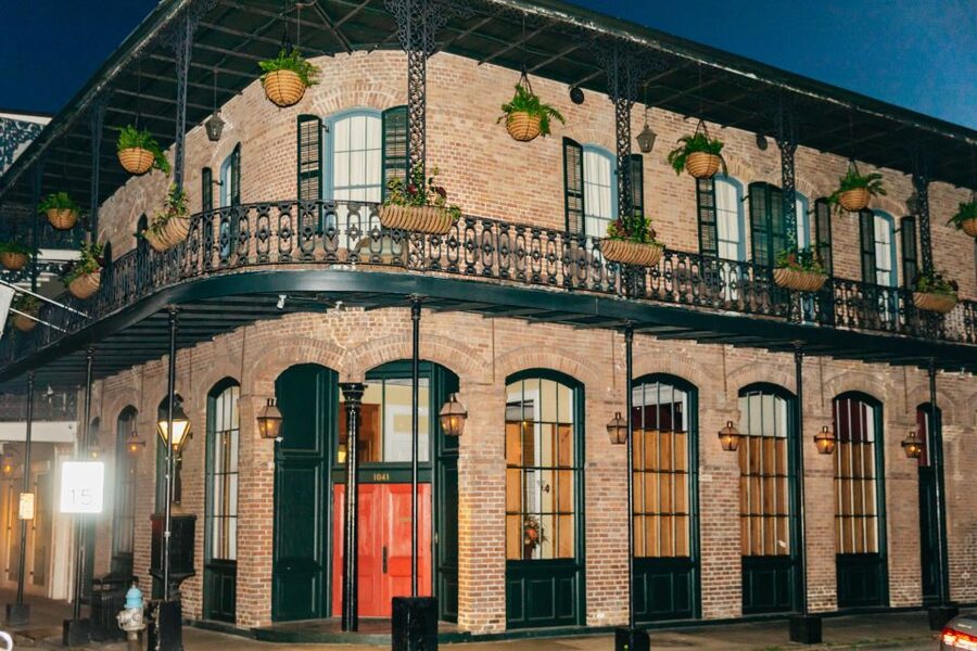 New Orleans: French Quarter Sightseeing Carriage Ride - Meeting at Jackson Square