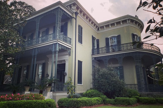 New Orleans Garden District History Walking Tour - What you get for $35