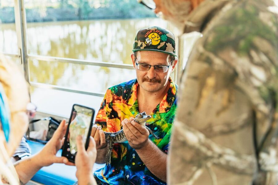 New Orleans: Guided Swamp Cruise by Tour Boat - A 100-minute cruise through living wetlands