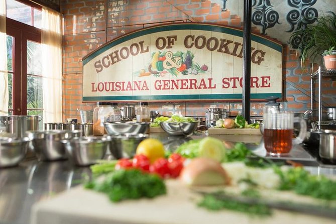 New Orleans Hands-On Cooking Class with Meal - The people who make the class work