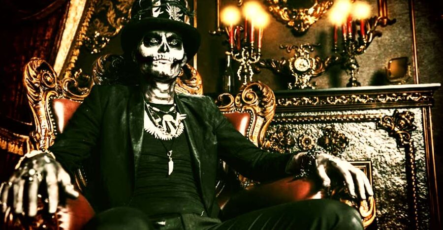 New Orleans Haunted Ghost, Voodoo & Vampire Walking Tour - Starting at Witches Brew Gallery in Exchange Alley