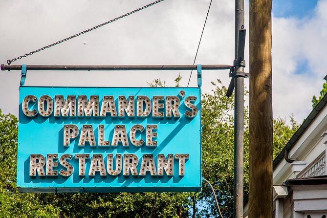 New Orleans Highlights of the Garden District Walking Tour - Grand homes, balconies, and architectural clues