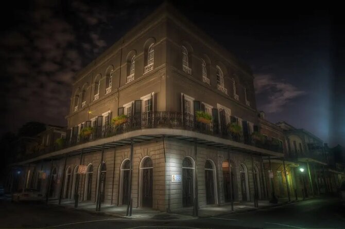 New Orleans Killers and Thrillers Tour - The Cabildo and Louisiana Purchase history