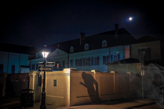New Orleans Vampire Walking Tour - The Stories That Make the Tour Worth $30