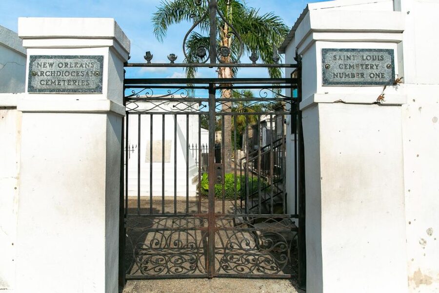 New Orleans: Walking Tour Inside St. Louis Cemetery No. 1 - Meeting at Basin St. Station
