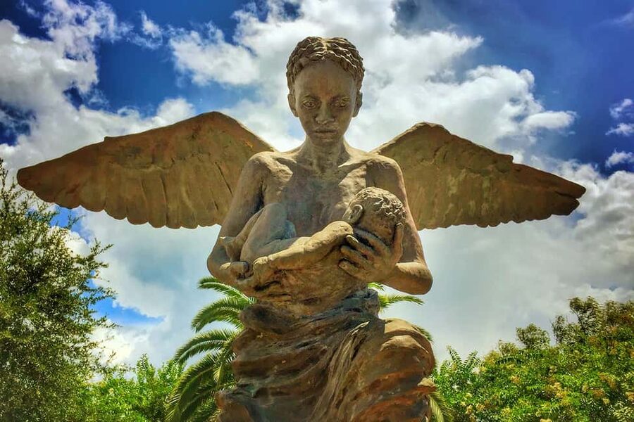New Orleans: Whitney Plantation Tour with Transportation - Walking Whitney’s 14 self-guided stops