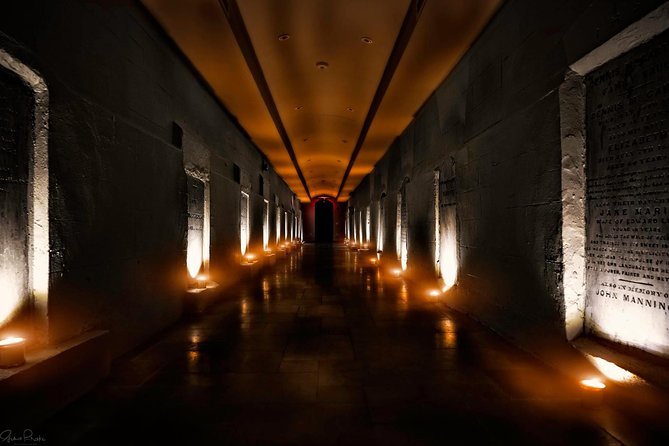 New York Catacombs by Candlelight - Inside the Church: Catholic New York Takes Shape
