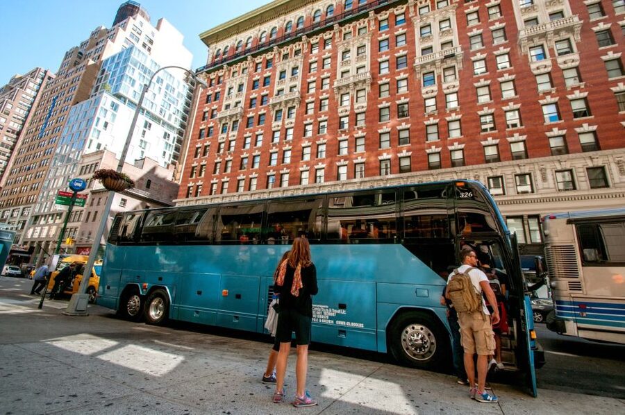 New York City: Bus Tour from Manhattan - Three major museums from the road