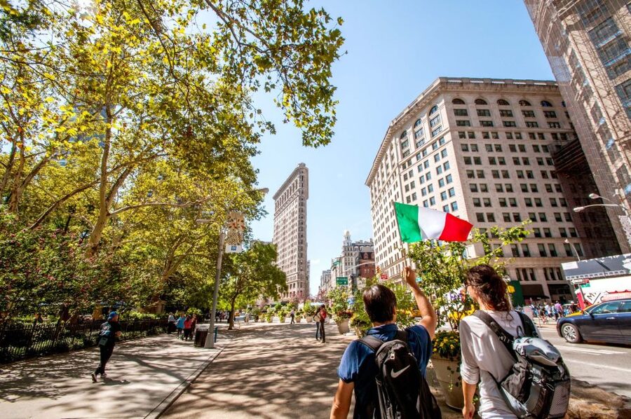 New York City: Bus Tour from Manhattan - Wall Street and Battery Park